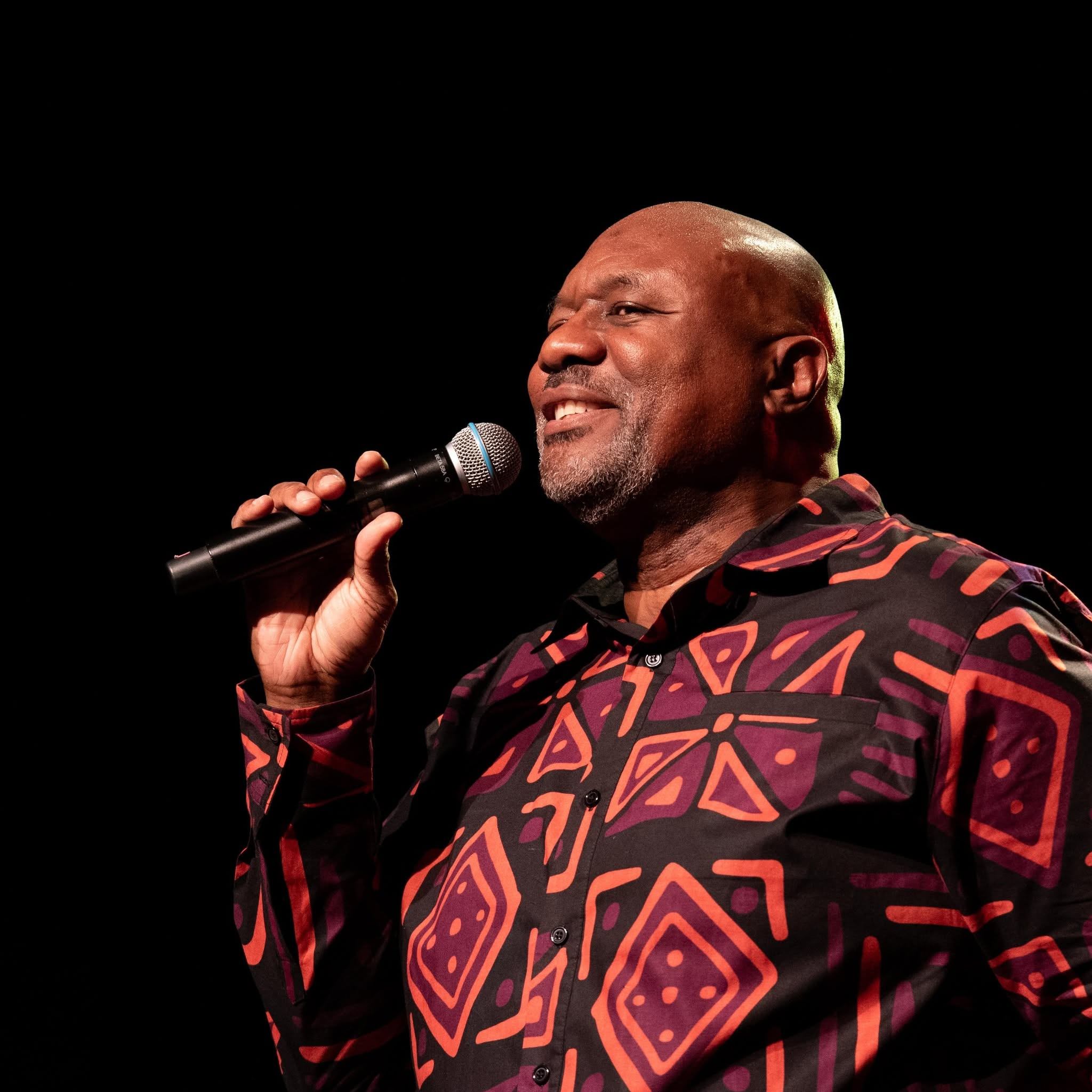 "LENARD RUTLEDGE IN CONCERT" Jazz Singing at it's Very Best! Enjoy Swing Standards, Latin Favorites, Jazz Classics, Pop Hits and more... With Added Guest MARK SMALL on Saxophone. A Wonderful Evening Of Live Music.