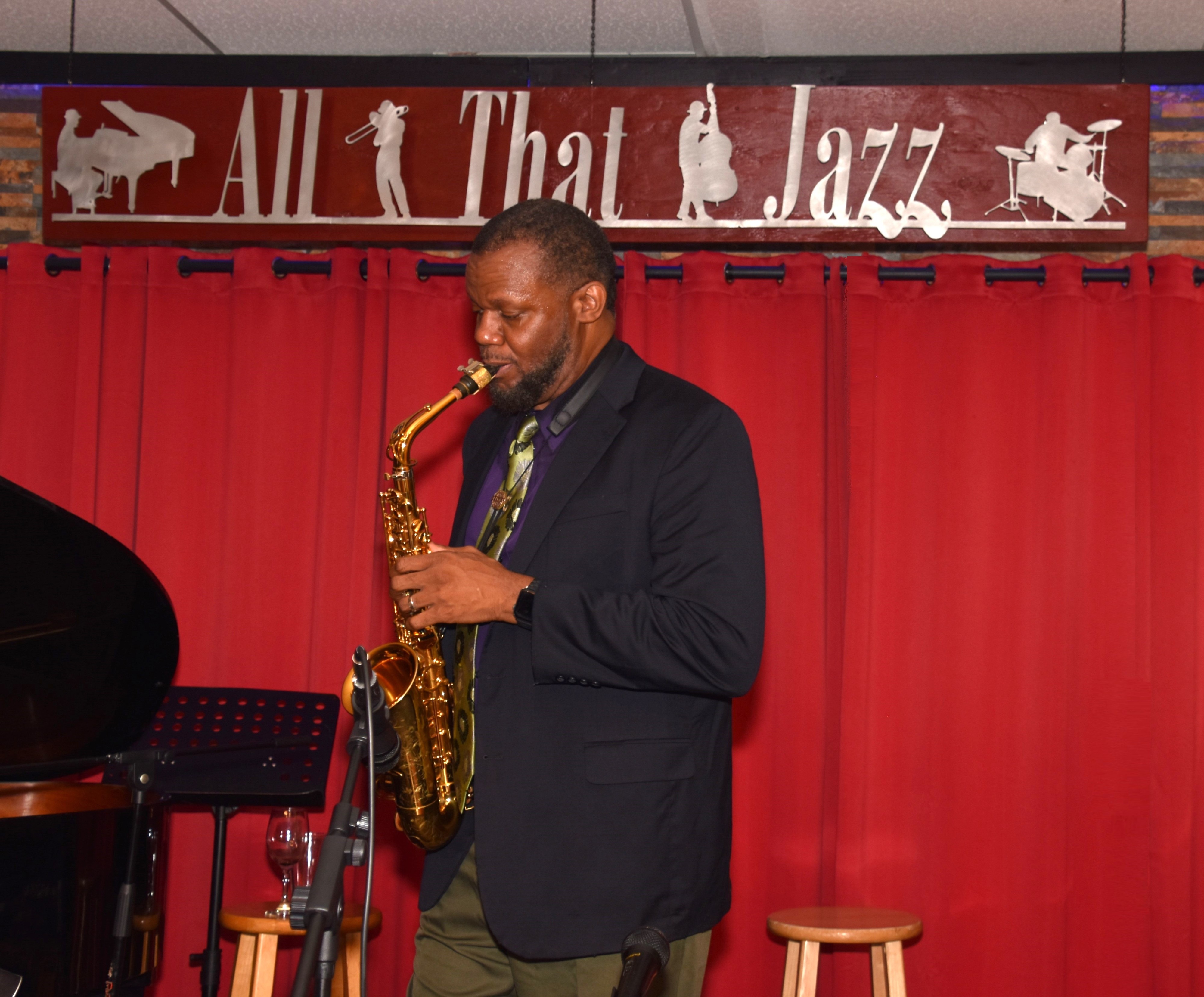 DIRON HOLLOWAY IN CONCERT with THE ALL THAT JAZZ TRIO. A Night of Great Jazz Saxophone!