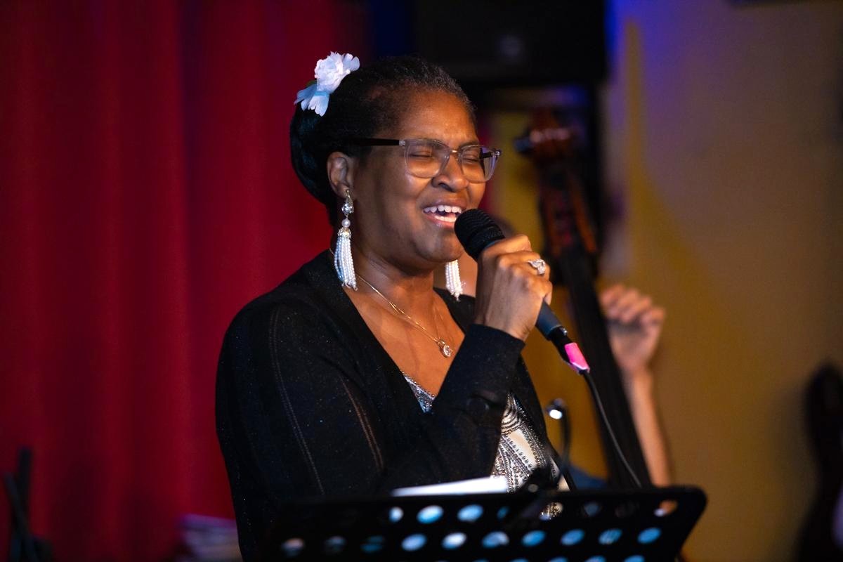 "JAZZ SINGER YVETTE NORWOOD-TIGER IN CONCERT". With Added Guest FELIPE LAMOGLIA on Jazz Saxophone and THE ALL THAT JAZZ TRIO.