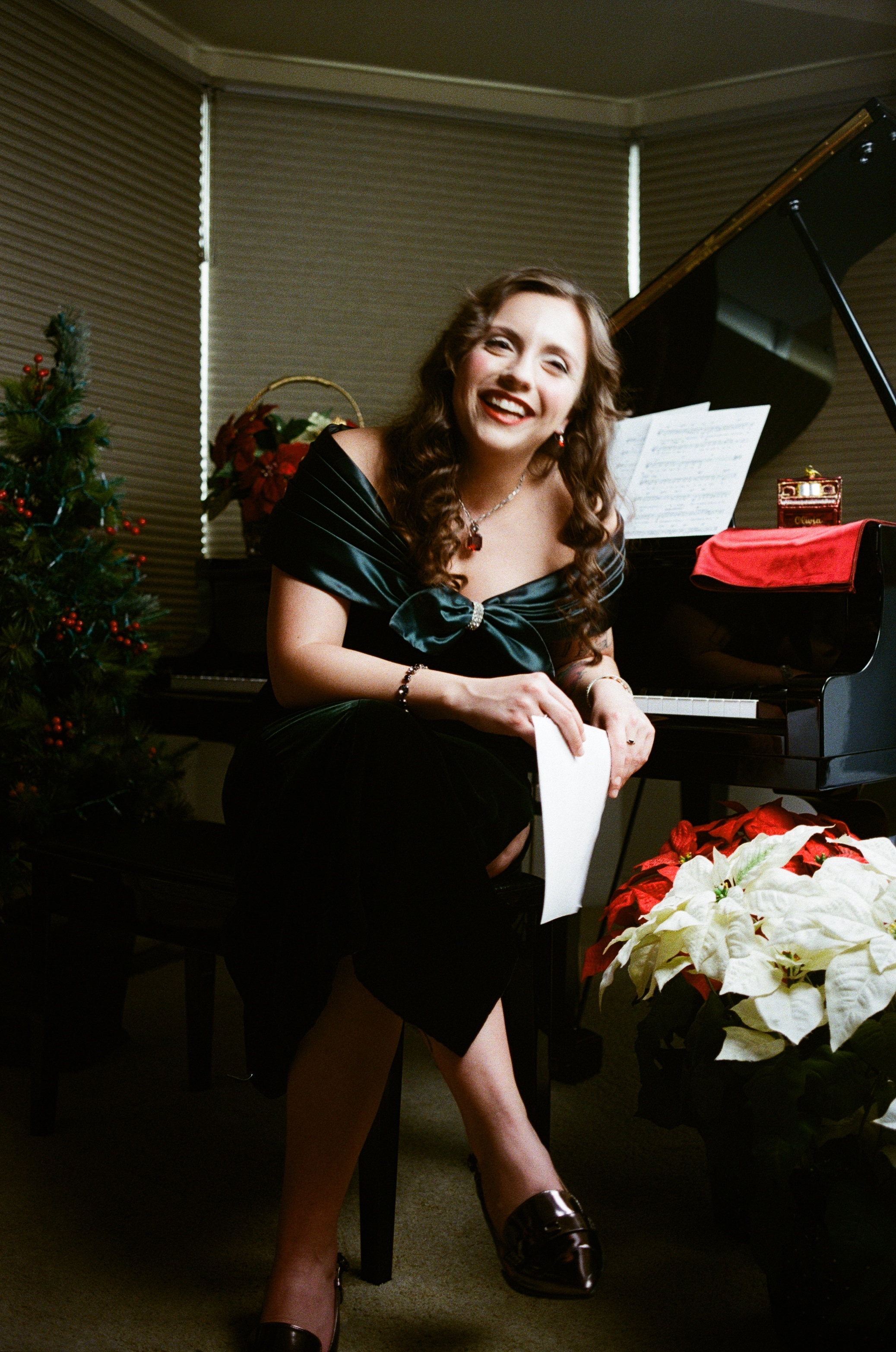 Olivia Van Goor "Waiting for Santa"