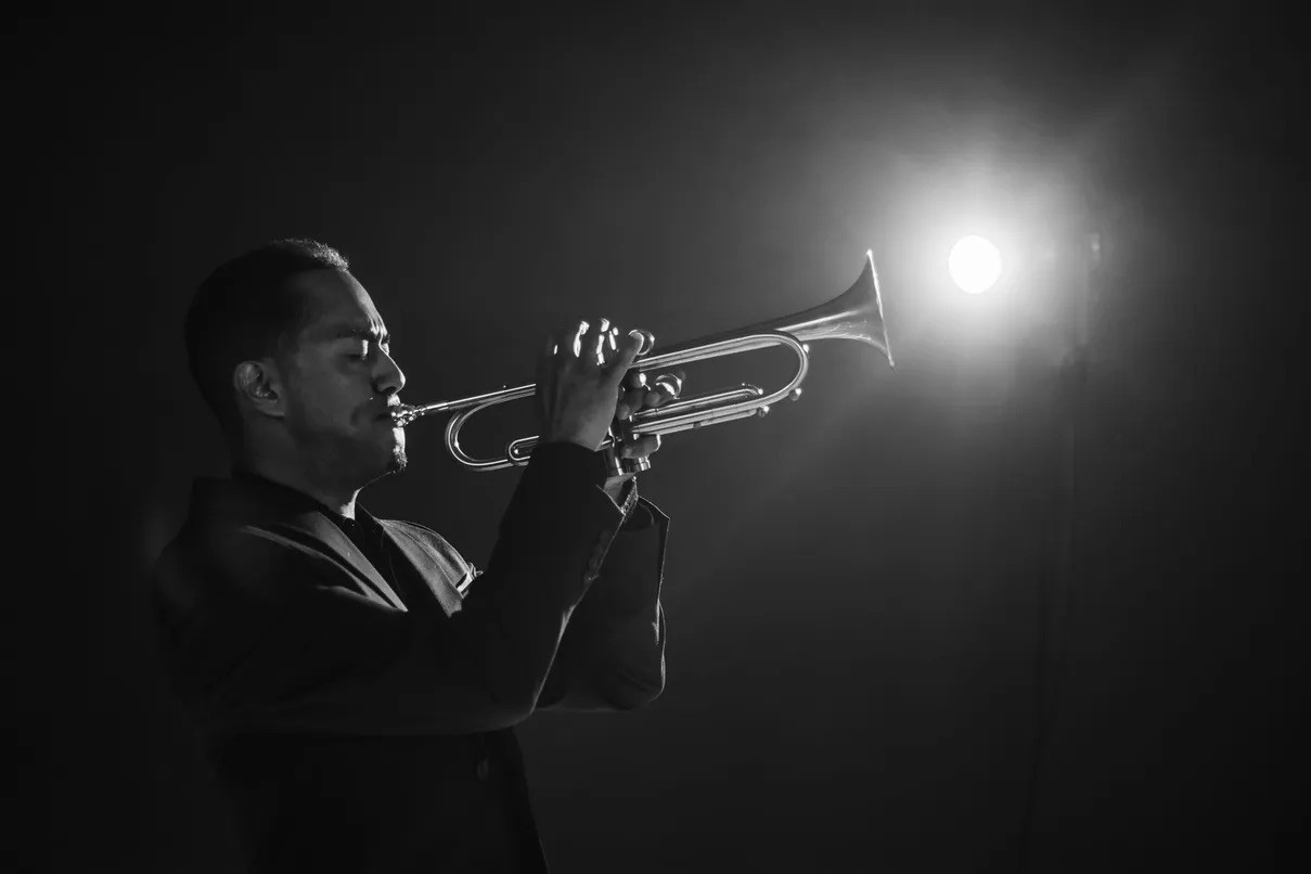 Latin Jazz Navidad Featuring Felix Deleon