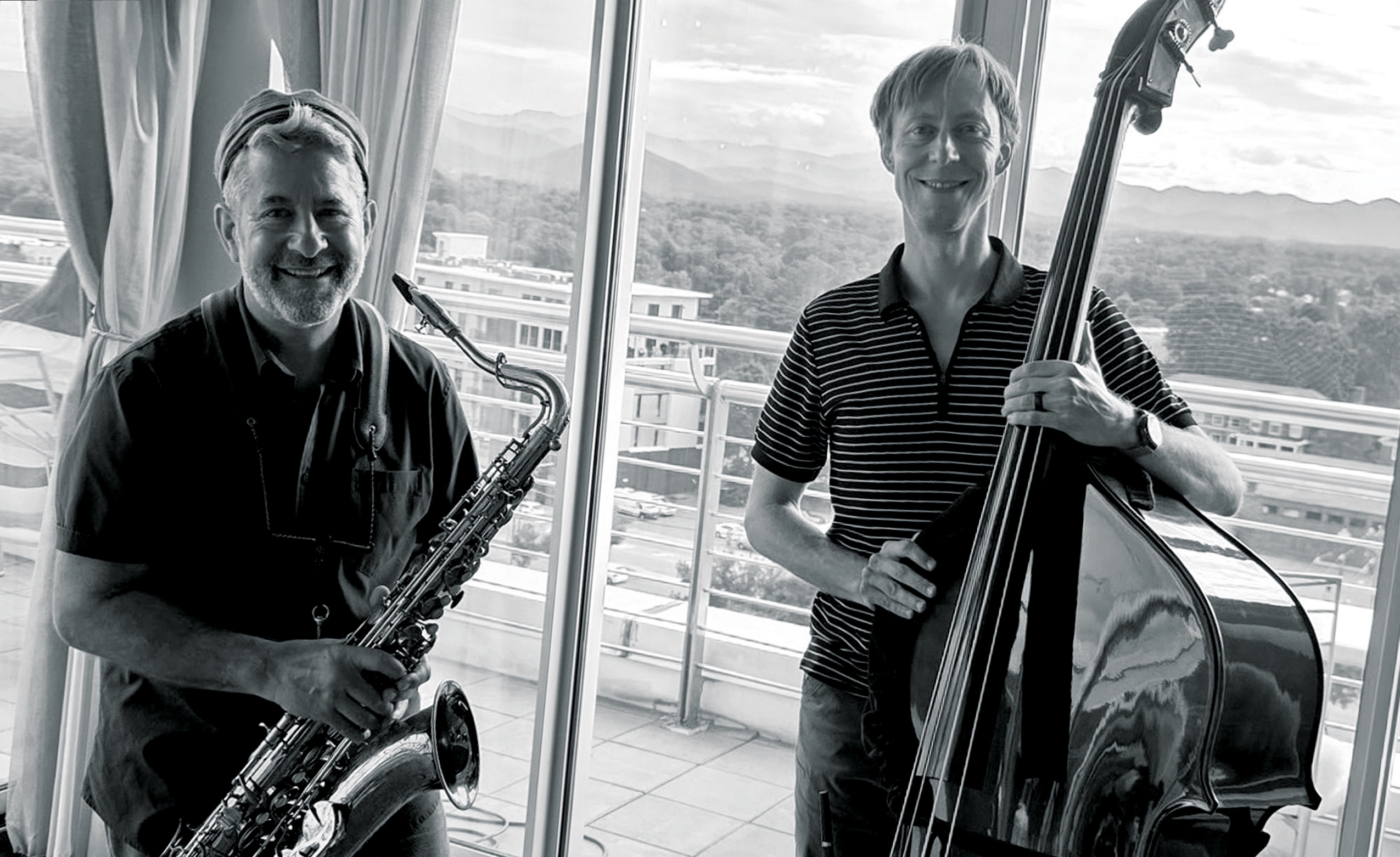 Free Entry | Sunday with Chronology Music + Casablanca Cigar Sip & Smoke