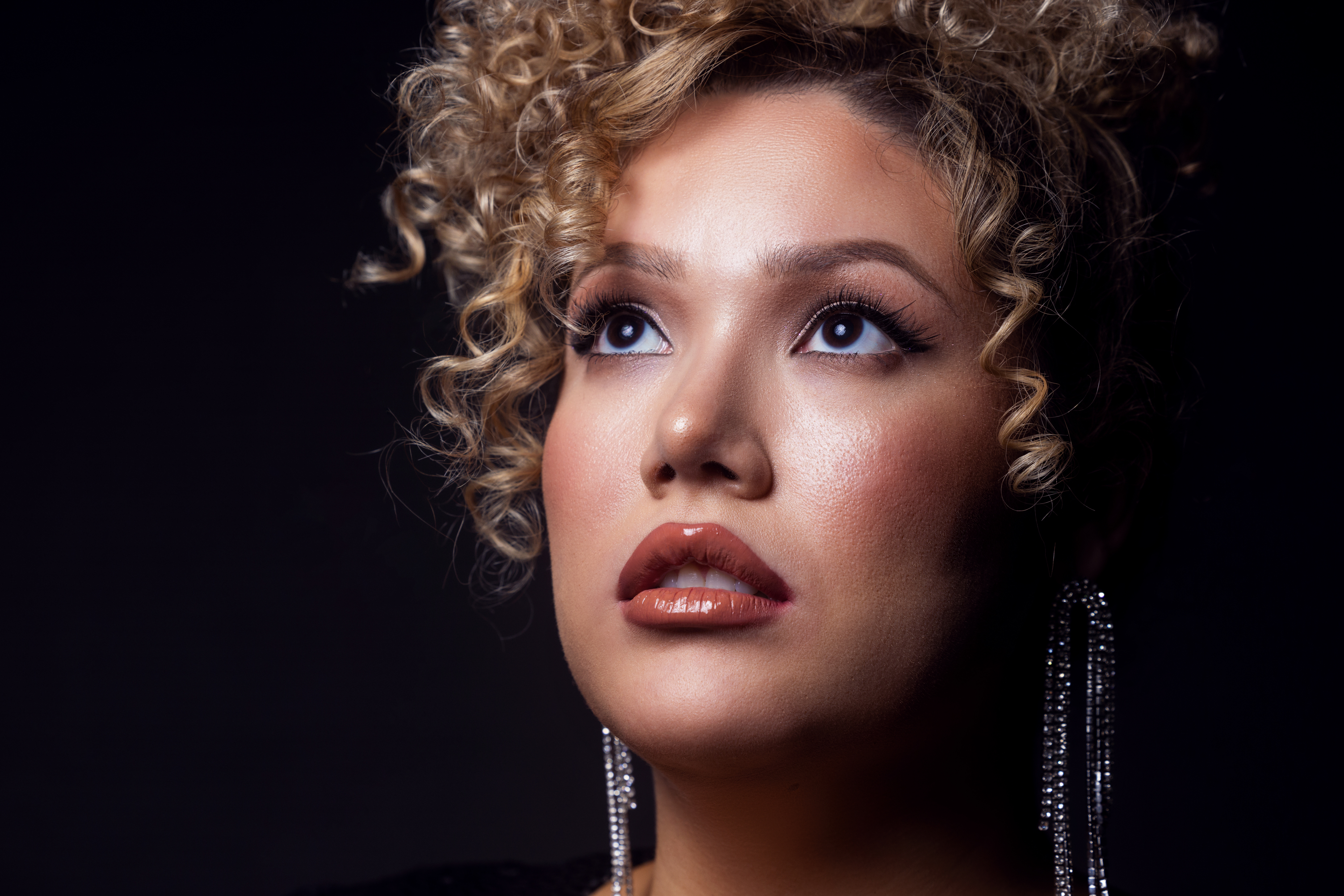 Jazz, TX Presents: Ashley Pezzotti