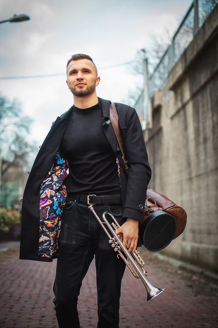 Zachary Finnegan's Timeless Quintet feat. Markus Howell