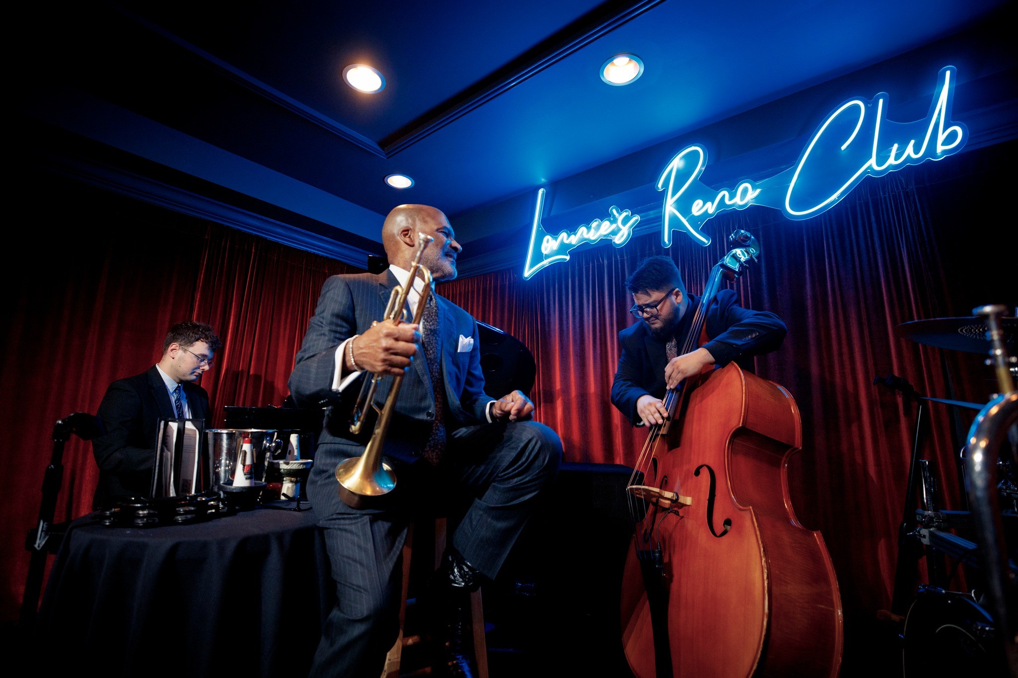 Experience Lonnie McFadden & His Band's Dinner & Jazz Show Featuring Classics from Louis Armstrong