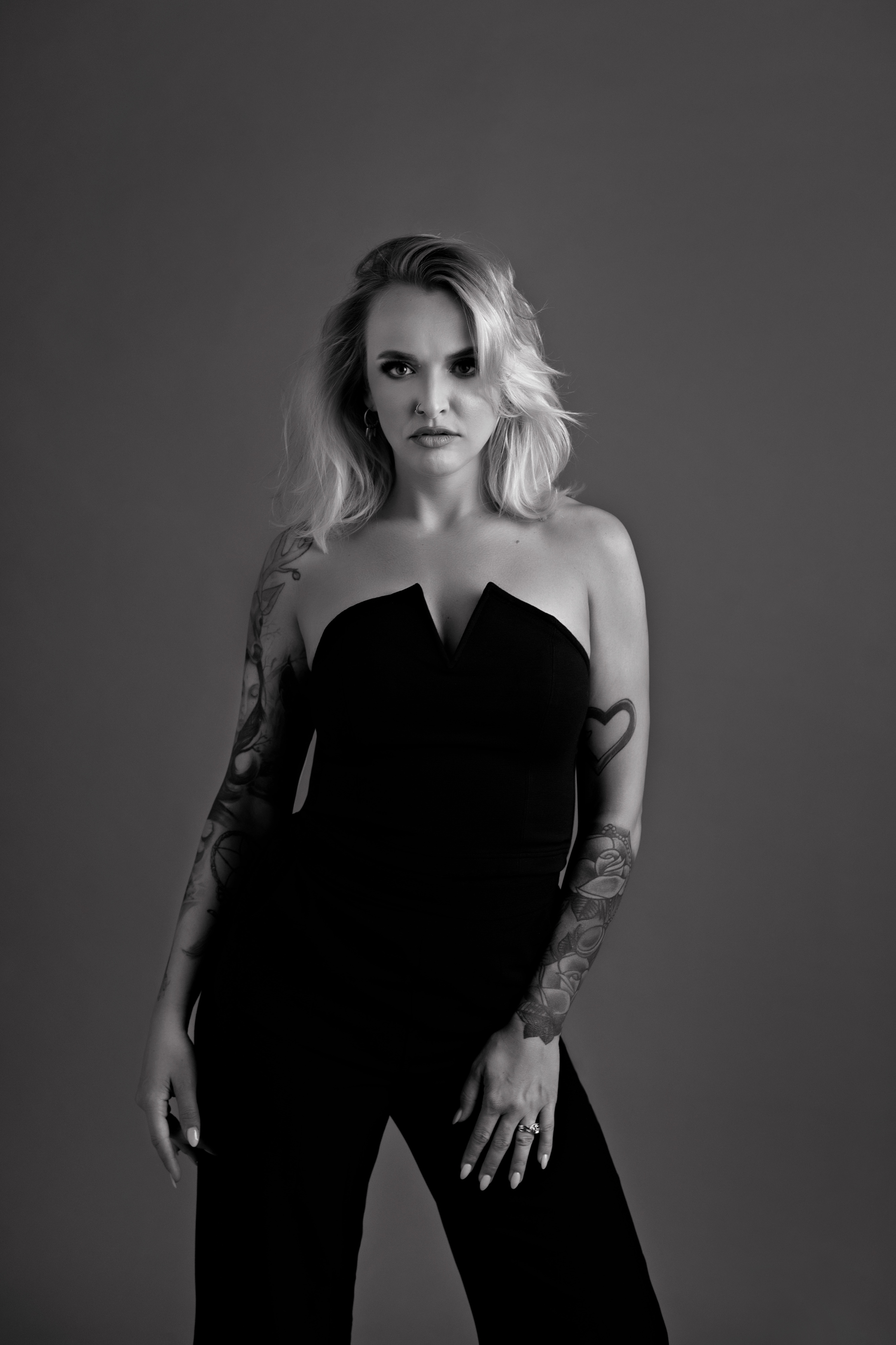 Under The Mistletoe w/  Lauren Vilmain