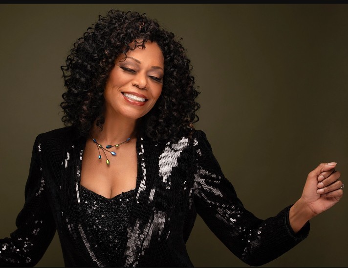 Austin Cabaret Theater Presents... Stephanie Pope: Livin’ It Up!