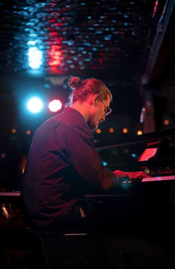 The Jazz Standard Presents : Javier Santiago