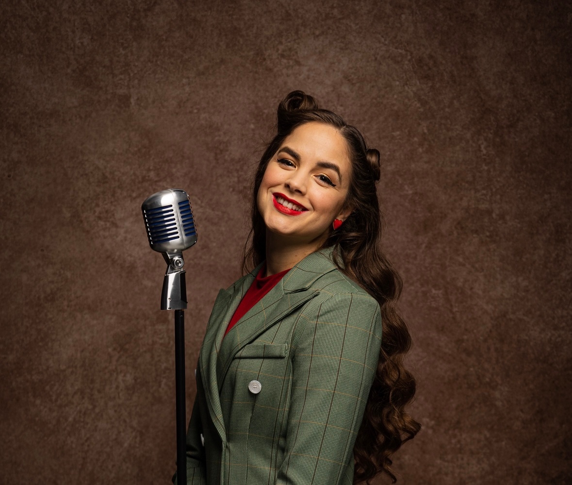 Late Show With Calysta Cheyenne